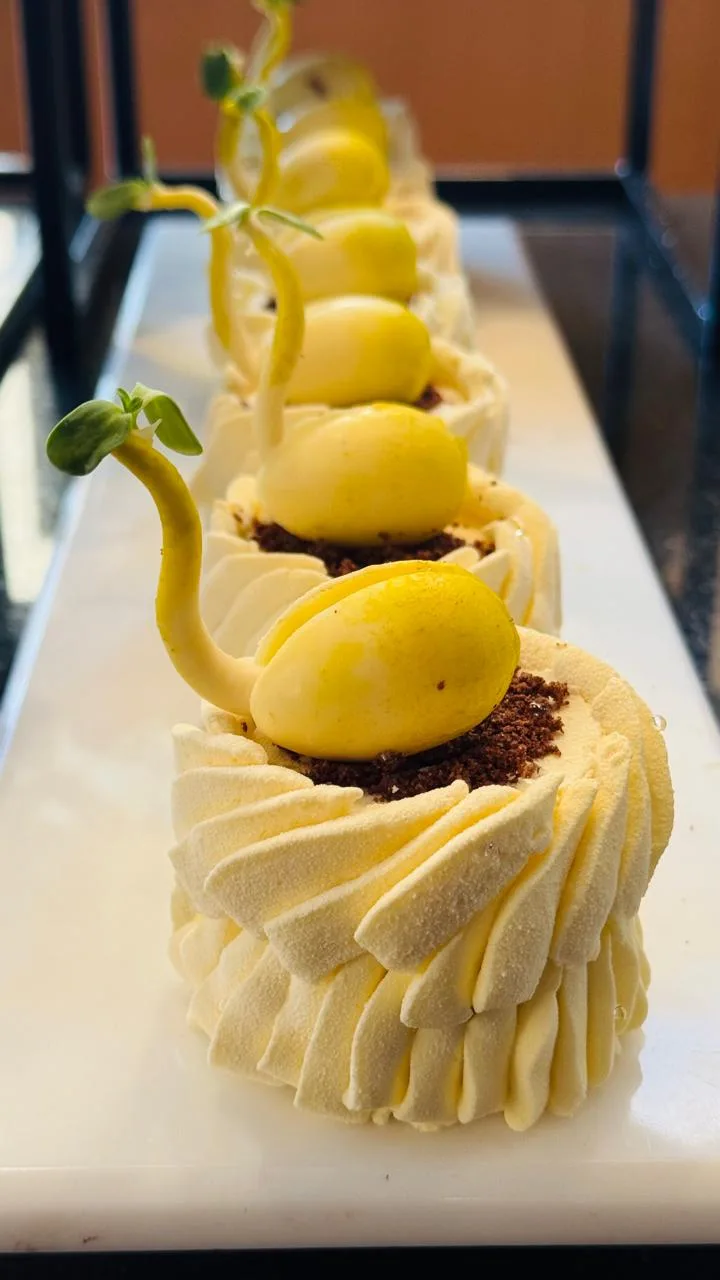 Pastry work from Apeksha Saste’s kitchen — photo 8 of 12