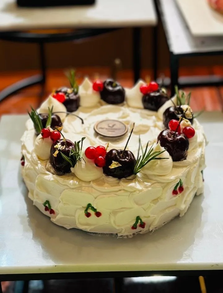 Cake or entremet by pastry chef Apeksha Saste — 6 of 8